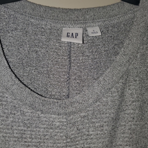 GAP Tunic Style Sweater - Picture 3 of 3
